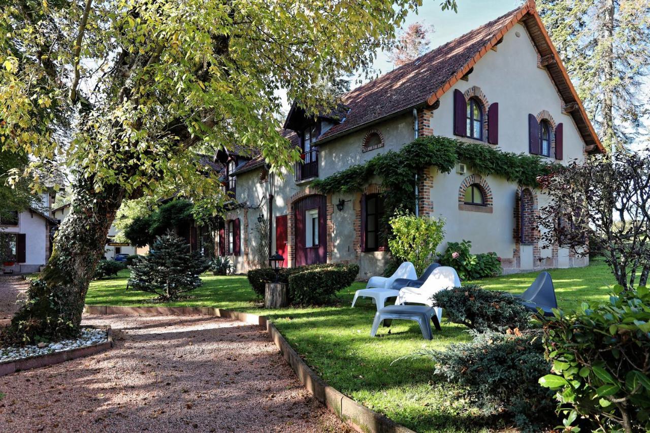 Hotel Le Chalet Montegut Coulandon Zewnętrze zdjęcie